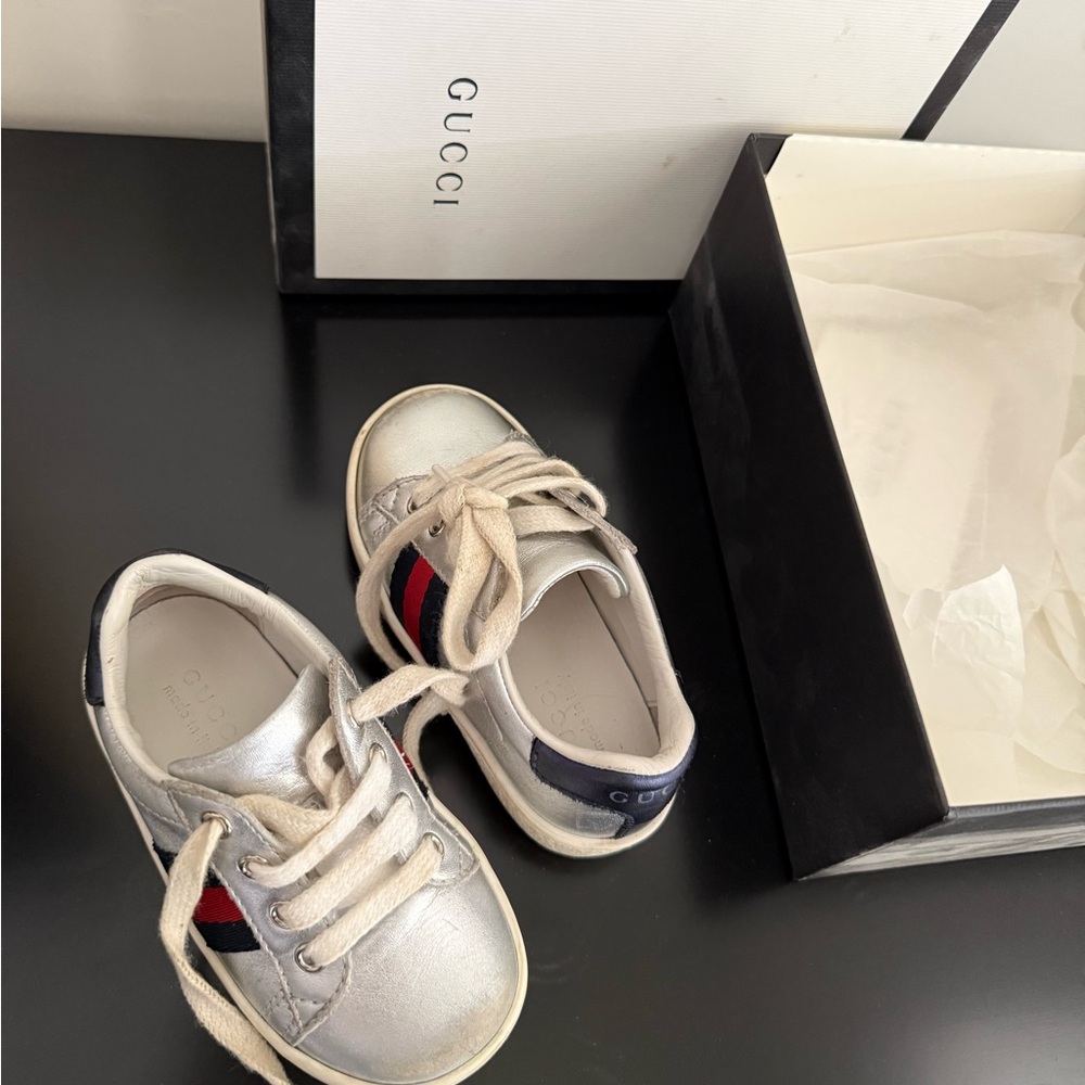 Gucci toddler sneakers size 21